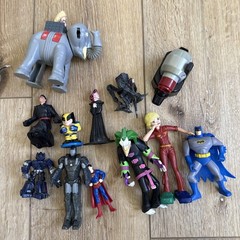 Lot Of 13 BATMAN JOKER Action Figures Collectibles