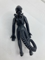 Super 7 Aliens Xenomorph Black Action Figure Sci-Fi Extendable Tongue 4.25″