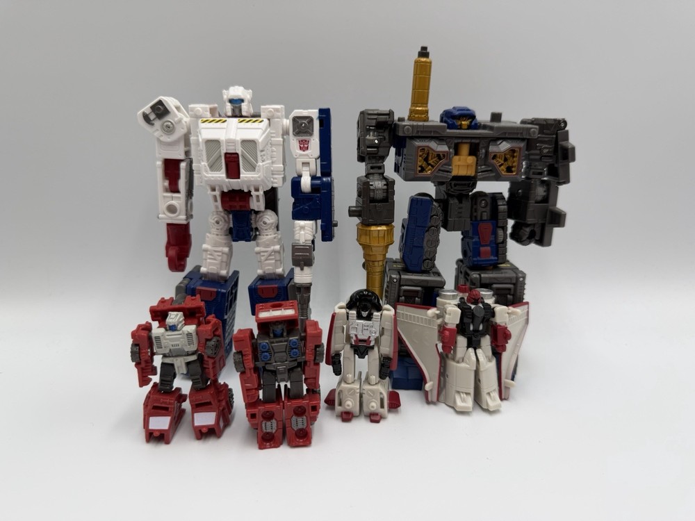 Transformers Botropolis Rescue Mission WFC Galactic Odyssey Collection Set
