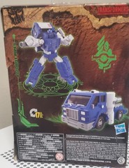 Hasbro Transformers Kingdom War for Cybertron Autobot Pipes Truck Figure 8+