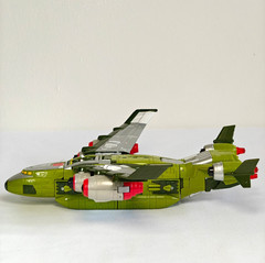 Transformers Cybertron Jetfire Ultra Class 2005 – NEAR COMPLETE