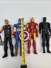 Hasbro Marvel Avengers Action Figures Plastic Toy Figures Lot of Four {129}
