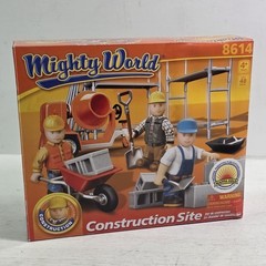 Mighty World Construction Site 8614 Playset 3 Figures Scaffolding Tools 48pc Inc