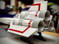 BSG 1978 Colonial Viper MK I (21 in. PLAYSET LIGHT-GRAY/RED)