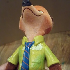 Disney Zootopia Officer Judy And Nick Flocked 9″ Poseable Figure Toys R Us