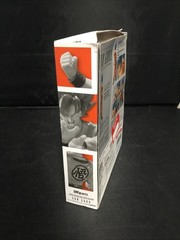 Genuine Bandai S.H. Figuarts Dragon Ball SON GOKU Super Saiyan God Super Saiyan