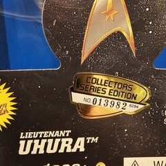 Playmates Toys Star Trek Starfleet Edition Lieutenant Uhura Action Fig VTG NOS