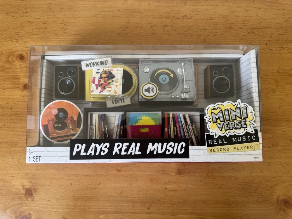MGA’s Miniverse Real Music Record Player Mini Collectibles Mini Playable Record