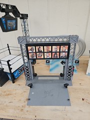 WWF Jakks Pacific Backstage Mayhem Smackdown Wrestling Vtg Playset sounds toilet