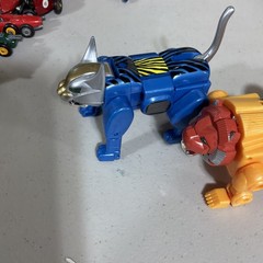Robo-Kats Lion Cat Fighting Transformable Robots Tek Toys Robot Action Figure