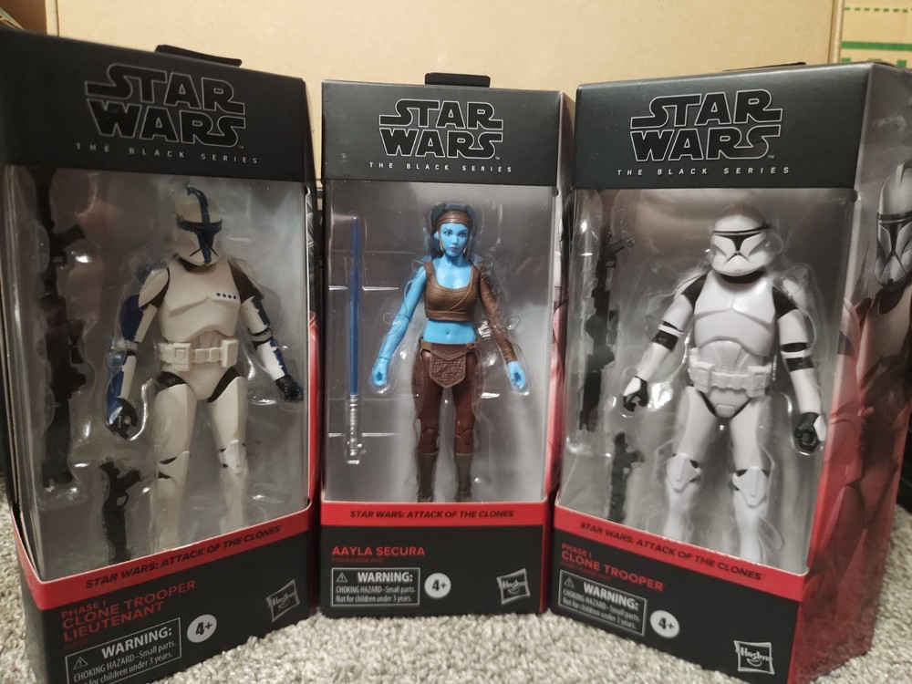 Star Wars The Black Series AOTC Clone Lt., Aayla Secura & P1 Clone Trooper