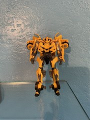 Hasbro Transformers Studio Series 49 Bumblebee