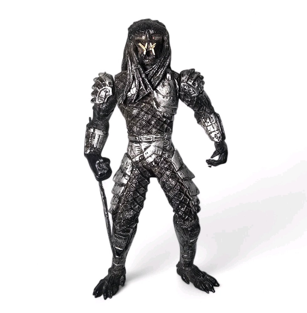 Predator Yautja NECA Classic Armored Figure Dark Variant Movie Collectible