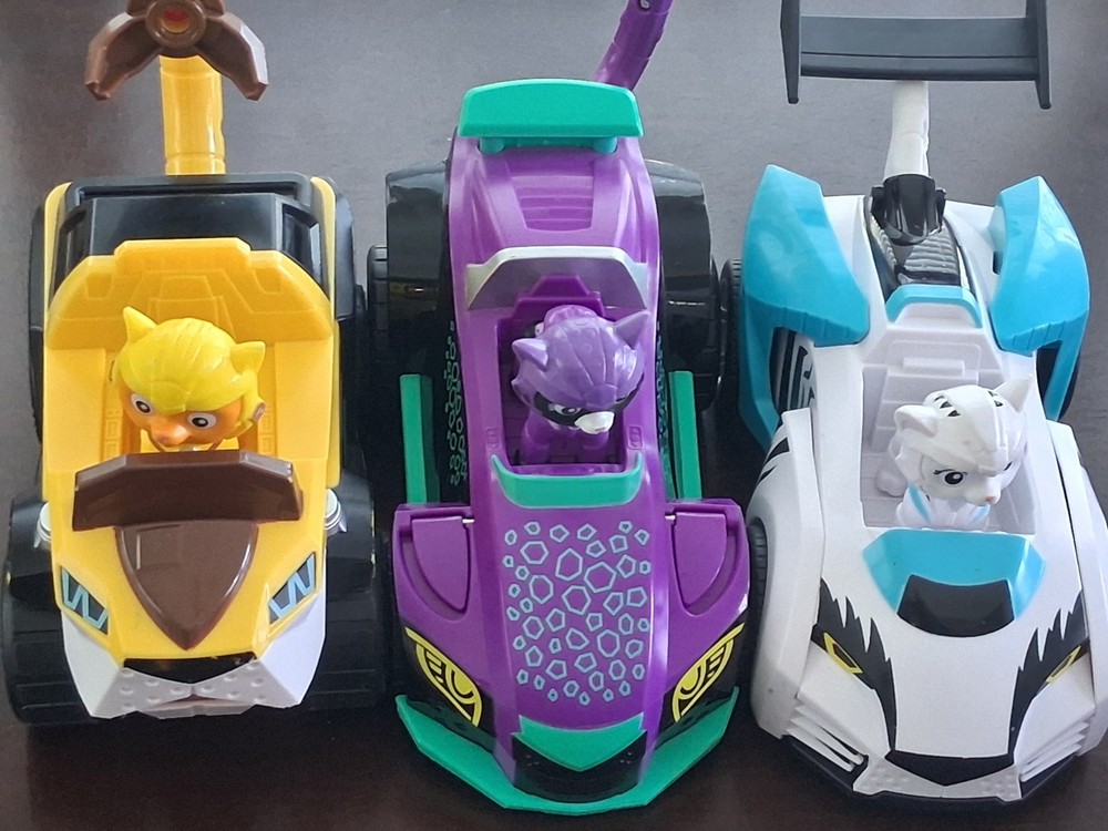 Paw Patrol Rescue Cat Pack Leo, Rory & Shade Vehicles w/ Figures Spin Masters F5