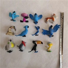 12pcs Mini Rio Adventure Parrot Pvc Action Figures Toy for Kids Model Gift