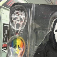 Scream Ghostface Takes Manhattan 2023 New York Comic Con 7″ Action Figure NECA
