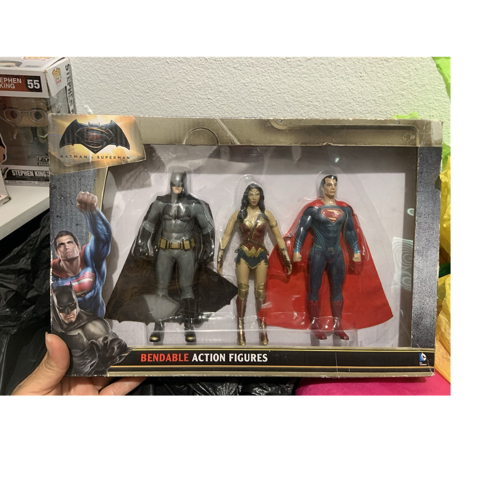 DC Comics Bendable Action Figures Batman v Superman Batman Wonder Woman Superman