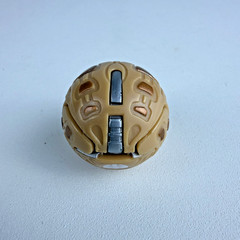 BAKUGAN Stinglash B1 250g Tan Subterra BATTLE BRAWLERS