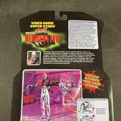 TYRANT RESIDENT EVIL VIDEO GAME SUPER STARS TOYBIZ VINTAGE ACTION FIGURE NEW YLW