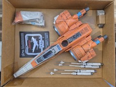 Star Wars The Vintage Collection Poe Dameron’s X-Wing Fighter TVC-Open Box