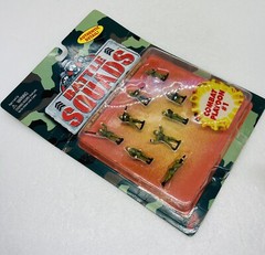 Rare 1997 Galoob BATTLE SQUADS Combat Platoon #1 Military Pack Sealed 10