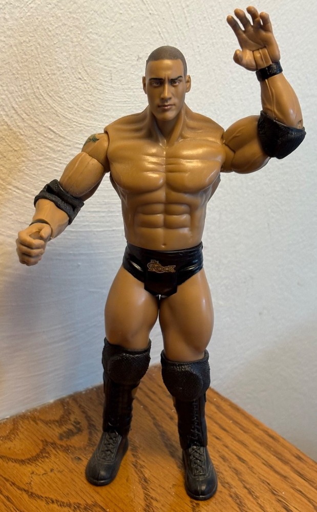 THE ROCK very cool WWE wrestling CLASSIC SUPERSTARS FIGURE by JAKKS