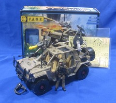 2010 GI Joe VAMP Jeep Vehicle Double Clutch 4″ Figure 25th Pursuit of Cobra POC