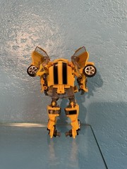 Hasbro Transformers Studio Series 49 Bumblebee