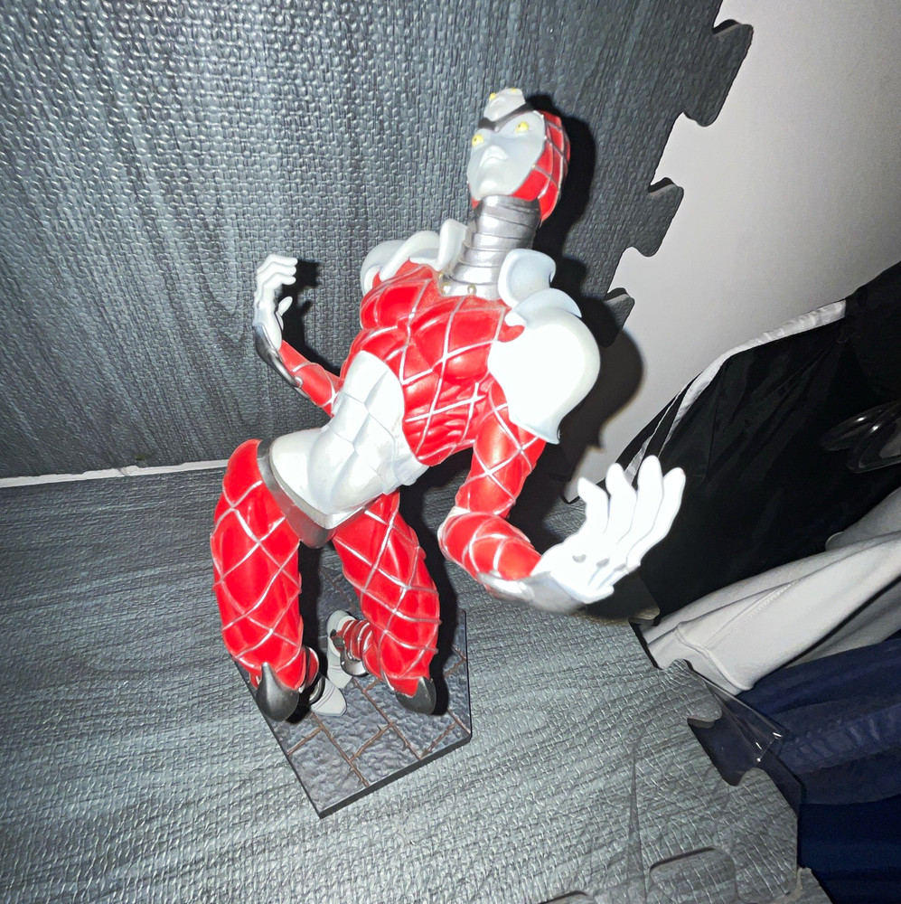 Bandai Ultraman Franchise Ultraman Action Figure Red Silver White Plastic Stand
