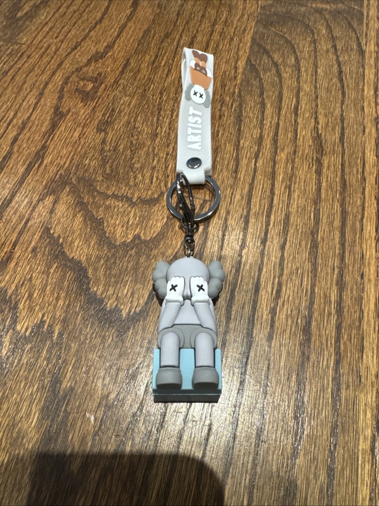 3D Kaws Keychain (Sitting) Figure Keyring ✅ SAME DAY SHIPPING