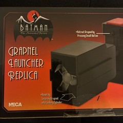 Batman The Animated Series – Grapnel Launcher Prop Replica – NECA
