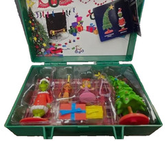 BNWT Universal Studios Dr. Seuss How the Grinch Stole Christmas Figurine Toy Set
