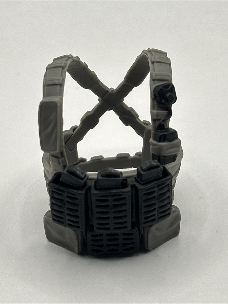 Valaverse Action Force Tactical Vest (D) With 3 Magazines Grey/Black 1/12 Scale
