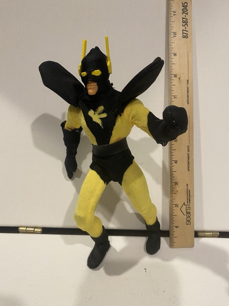 Custom Marvel Famous Cover Yellowjacket Action Figure
