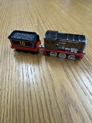 Thomas & Friends Magnetic Pull N Zoom Lot of Trains Engines Cars