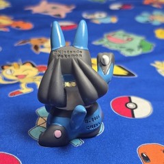 Pokemon Lucario Figure Finger Puppet 2006 Nintendo Bandai PVC Japan USA Seller