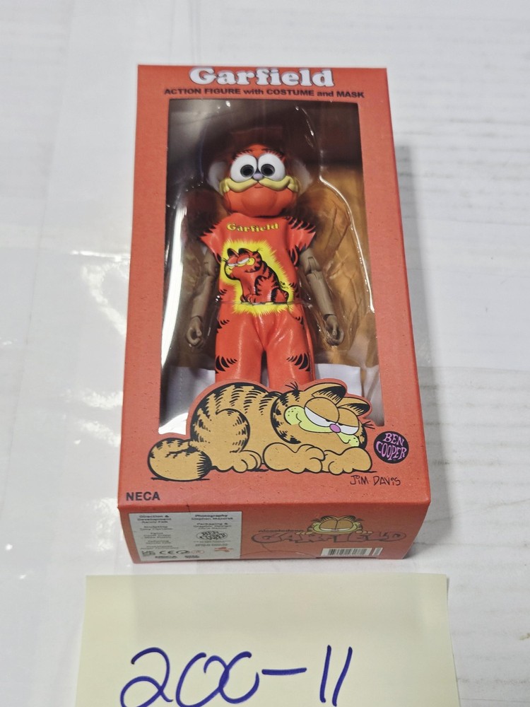 Garfield Action Figure With Costume And Mask NECA Boxed Toy Orange New