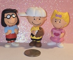 Just Play Peanuts Gang Figure Marcy, Charlie Brown, Sally