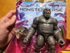 MonsterVerse Godzilla Kong Skull Island KONG WITH CHAIN Playmates Figure