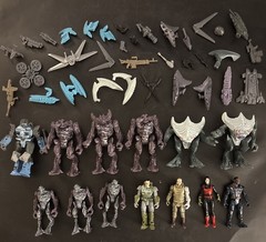 BIG Final Faction Action Figure & Accessories Lot Kharn Alien Hive, Weapons