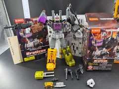 Blokees Transformers Defender Version – Bruticus Complete Set with Vehicles USA