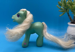 My Little Pony G3 Minty brushable figure tinsel hair left hoof heart 2003 / 2004