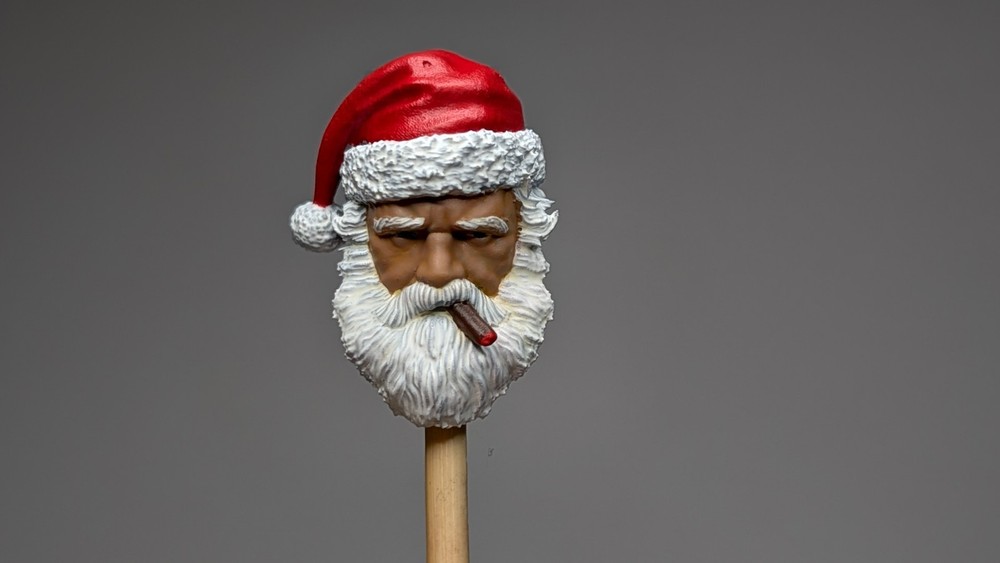 Custom Painted SMOKING SANTA HEAD 1:12 6″ Classified/ Legend Compatible