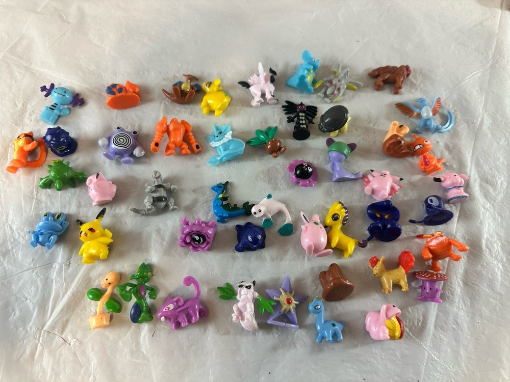 Pokemon China Mini Figures Rattata Poliwhirl Arbok Mix Lot