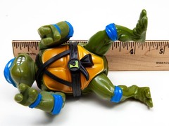 TMNT Leonardo w/Belt (1988) & 3 weapons (Blue) Playmates Toys Mirage SHIPS FREE