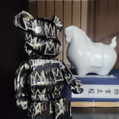 Bearbrick 400% Basquiat 8th Generation Crown 11 in Height Brick Bear Doll Figure