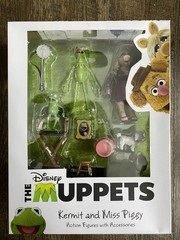 Diamond Select Toys The Muppets Kermit & Miss Piggy Set w/ Banjo Dog