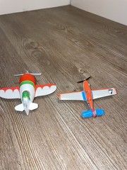 Disney Planes Racing Dusty Crophopper #7 & El Chupacabra Die Cast Lot