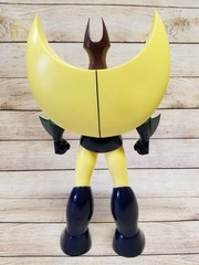 High Dream HL Pro Grendizer 16 inch (40cm) Gisu Gisu figure – A Legion of Heroes