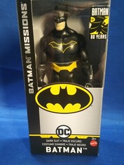 DC BATMAN 6″ Action Figure Black Suit Batman 80 Years Mattel Ages 3 & Up